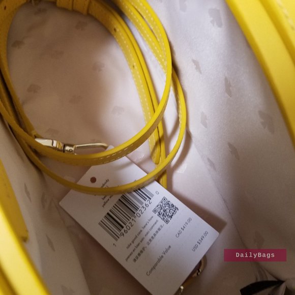 BEAUTIFUL BAG KATE SPADE BEEP BEEP BEETLE FLORAL WHITE YELLOW CAR CROSSBODY - Picture 3 of 12